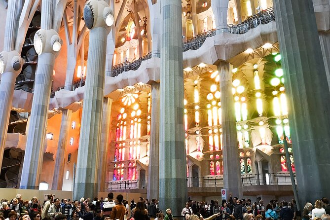 2-Day Tour: Gaudi & Sagrada Familia + Montserrat & Winery - Sagrada Família closes the first day