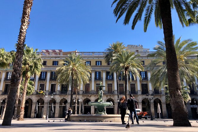 3-Hour Private Gaudi Bike Tour - Casa Batlló and Casa Milà on Passeig de Gràcia