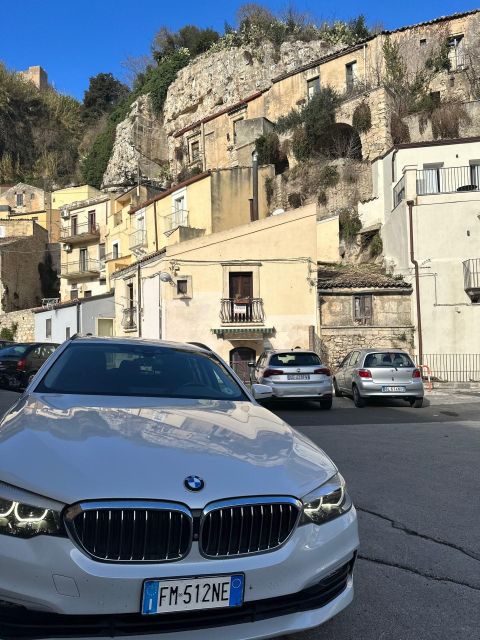 8-hour tour of the Baroque cities Noto-Modica-Ragusa-Ortigia - Modica for steep streets and chocolate