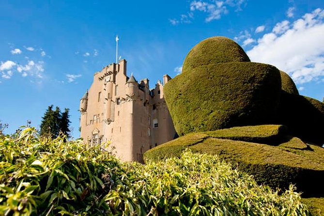 Aberdeenshire Private Half Day Castle & Historic Building Tour - Malcolm’s guiding style and the value of a private day
