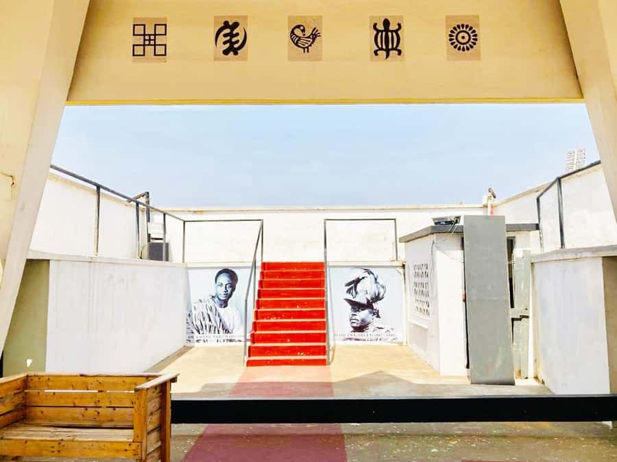 Accra Architectural Tour - Guides, Transport, and the Feel of the Day