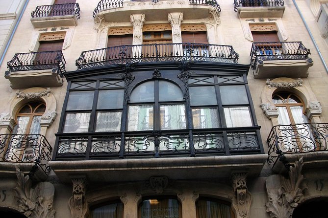 Alcoy Walking Tour on the Modernist Route - Viaducto Bridge above the riverbed