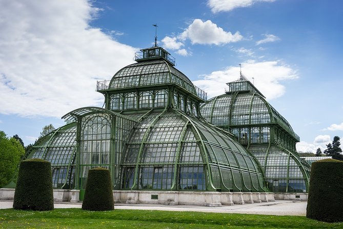 An Architectural insight of Vienna on a Private Tour with a local - What this Vienna walking tour really offers