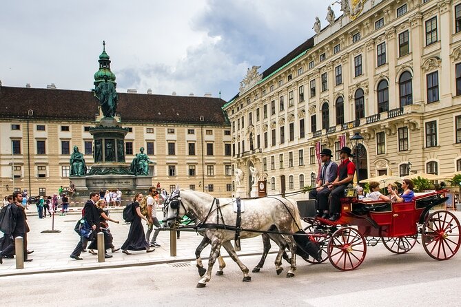 An Architectural insight of Vienna on a Private Tour with a local - Why the private format may suit you