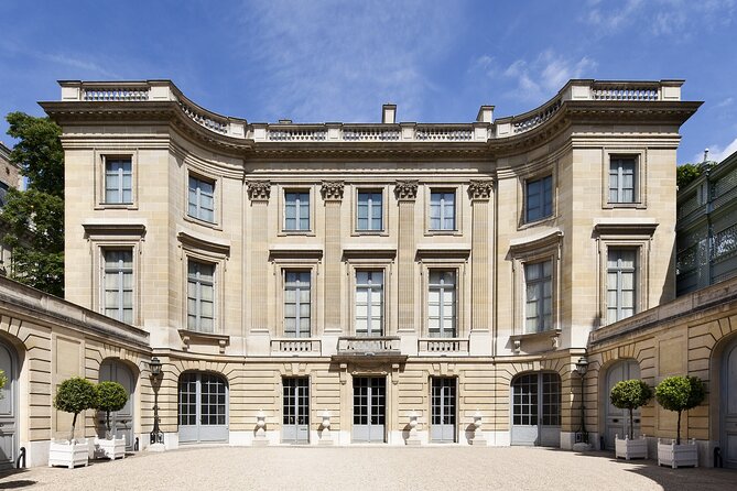 Architectural Bourgeois Paris 19th Century - The guide and the value of the experience