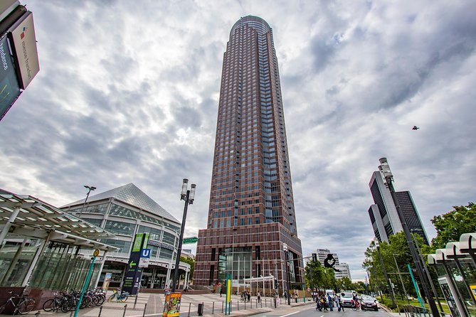 Architectural Frankfurt: Private Tour with a Local Expert - Frankfurt architecture in two very different hours