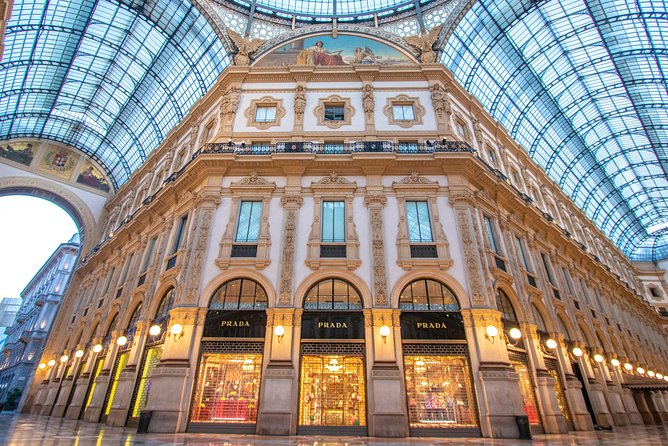 Architectural Milan: Private Tour with a Local Expert - Starting at Casa murale on Via Gaetano de Castillia