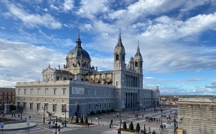 Architecture Tour: Old Historic Madrid with an architect - San Nicolás, Almudena, and the old royal quarter