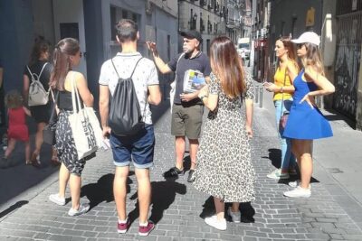 Architour through Lavapiés and Rastro with an architect
