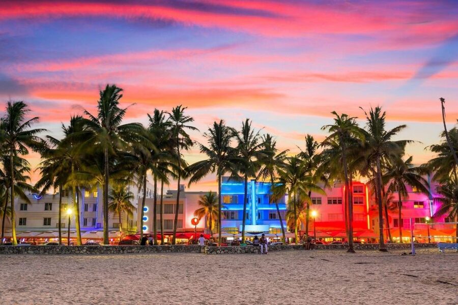 Art Deco, History and Crime Bike Tour with Design Enthusiast - Should you book the Miami Deco Tour?
