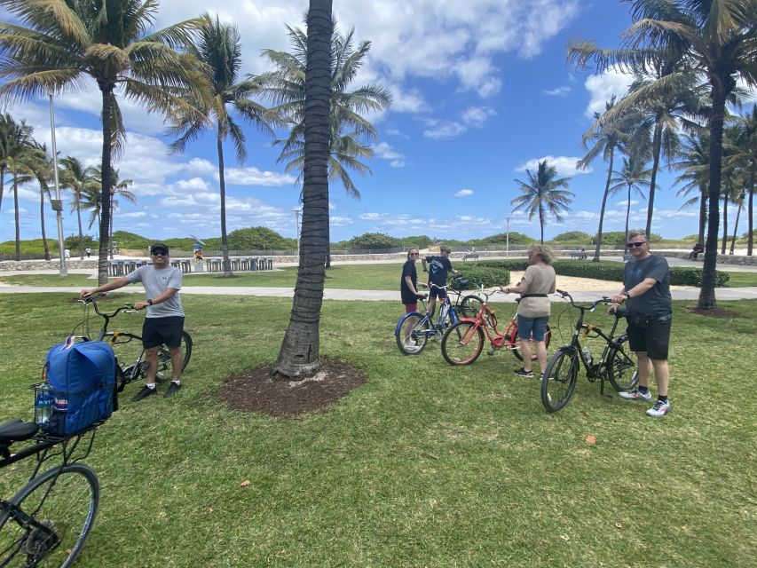 Art Deco, History and Crime Bike Tour with Design Enthusiast - The Muhammad Ali connection and other surprising turns