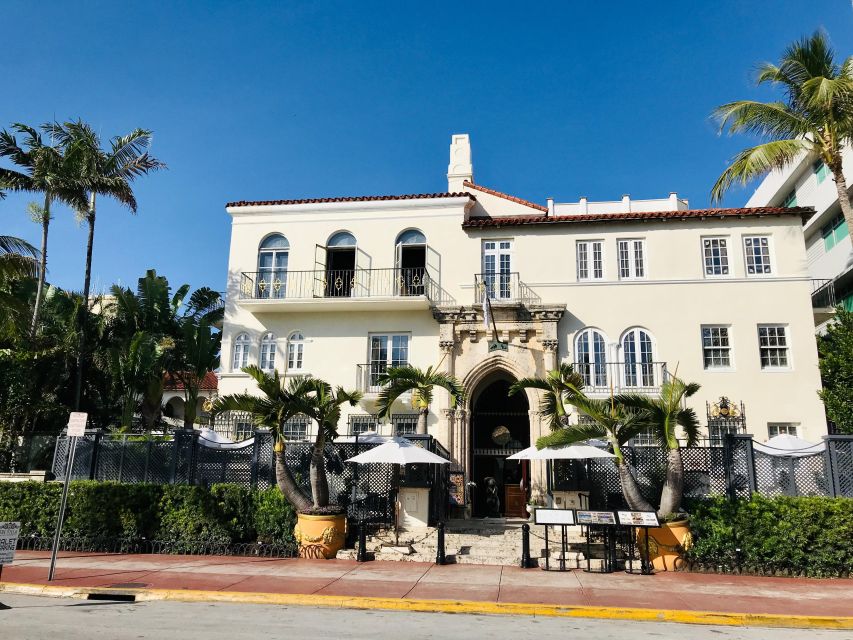 Art Deco Tour of South Beach in French - Casinos, Prohibition, and the district’s less polished past