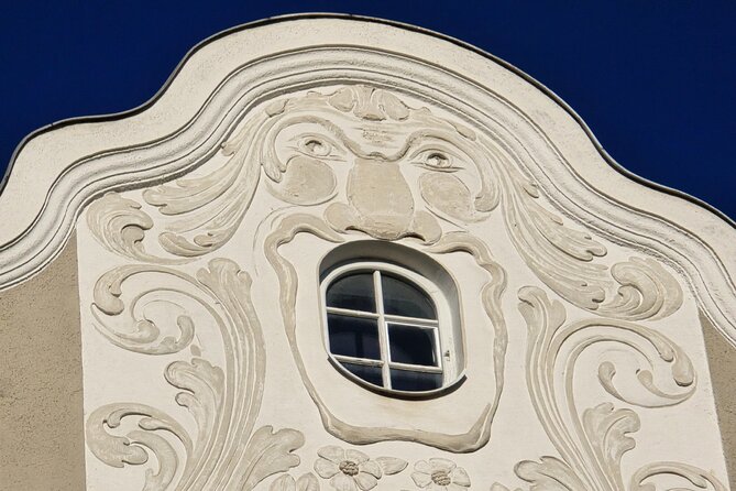 Art Nouveau Meets Street Art in Munich (Max. 12 guests) - Why this Munich art tour feels different