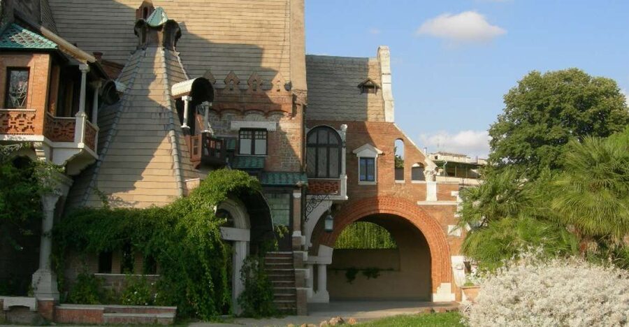 Art Nouveau Rome: Villa Torlonia & Coppedé Private Tour - Casino Nobile and the Torlonia family story