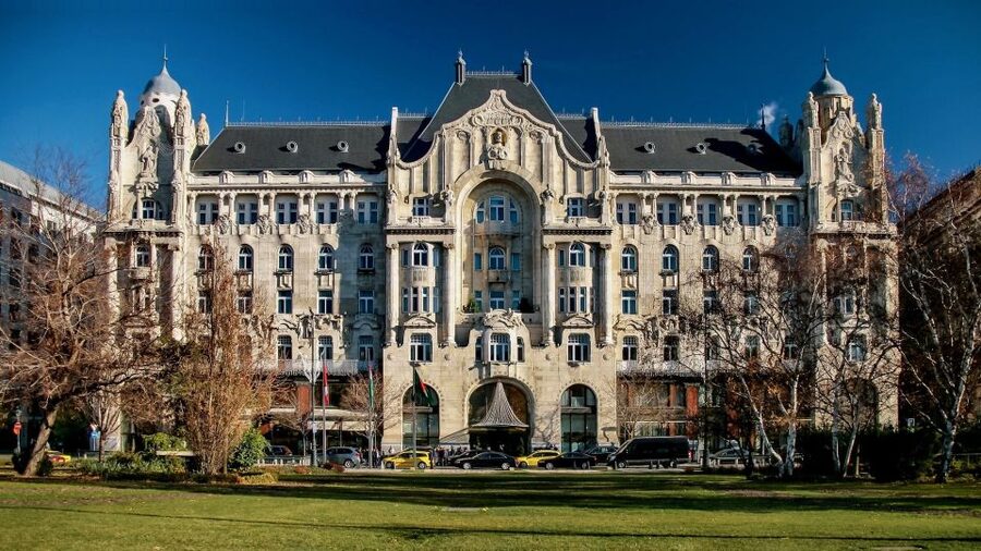 Art Nouveau Tour in Budapest: 3-Hour Private Tour - Starting from your accommodation in Budapest