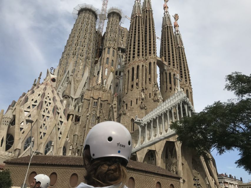 Barcelona: 2.5-Hour Gaudí Segway Tour - La Monumental and a piece of modern Catalonia