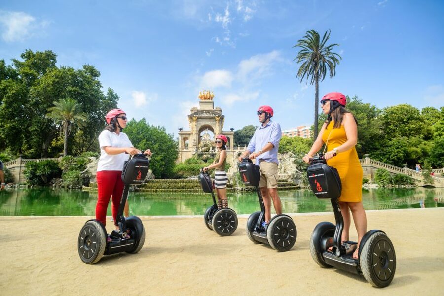 Barcelona: 2,5hr Art of Gaudí Segway Tour - Key points to know before booking