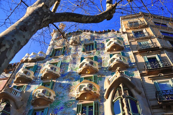 Barcelona Architecture Walking Tour With Casa Batlló Upgrade - Starting at Sant Pau Recinte Modernista