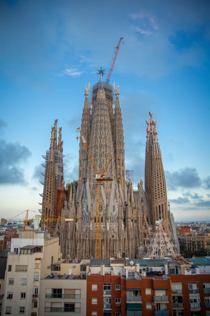 Barcelona: Best of Sagrada Familia Private Tour - Meeting at Gate A Near the Official Store