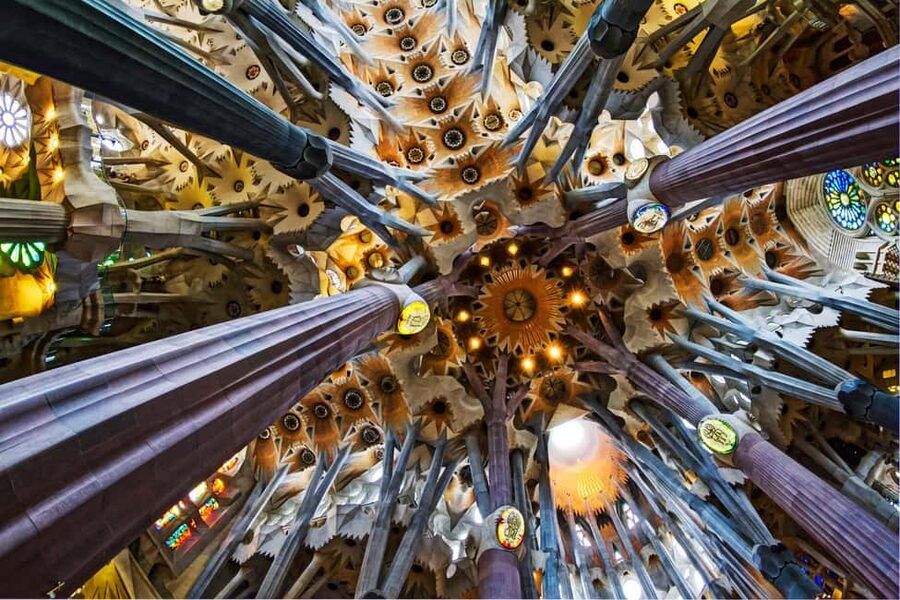 Barcelona Beyond Gaudí: Modernism, Rooftops, and Hidden Gems - Palau de la Música, a dazzling final stop