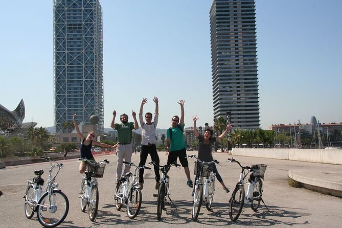 Barcelona Bike Highlights & Sagrada Familia Small Group Tour - Starting at Plaça Reial at 10:00 a.m.