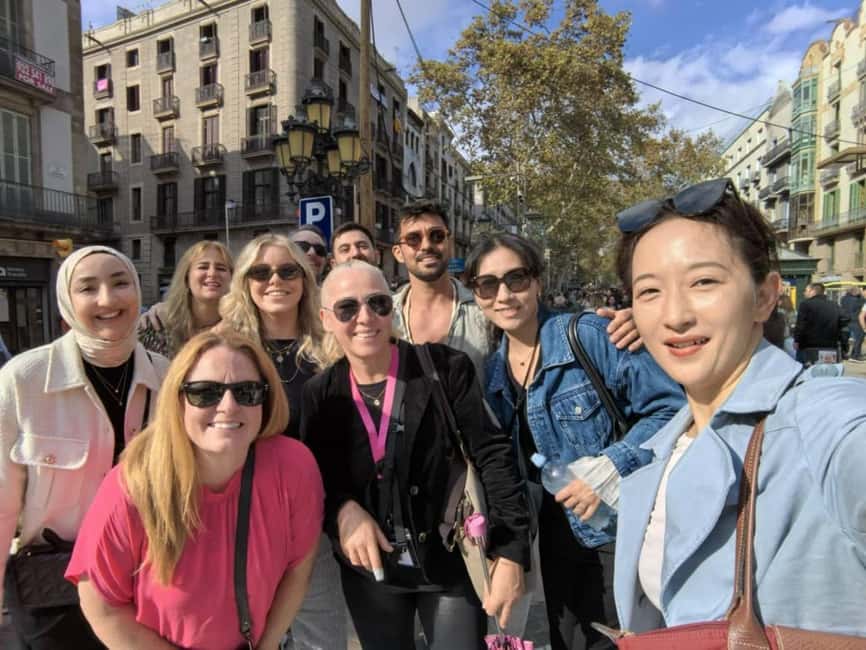 Barcelona: Bike Tour & Sagrada Familia Skip-the-Line Tickets - Why a bike is a smart way to see Barcelona