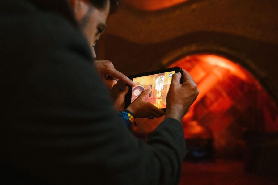 Barcelona: Casa Batlló 'A Winter Night' Experience - Light, sound, and the winter-night mood