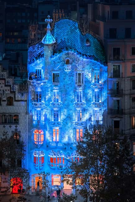 Barcelona: Casa Batlló 'A Winter Night' Experience - Your one-hour route through the house