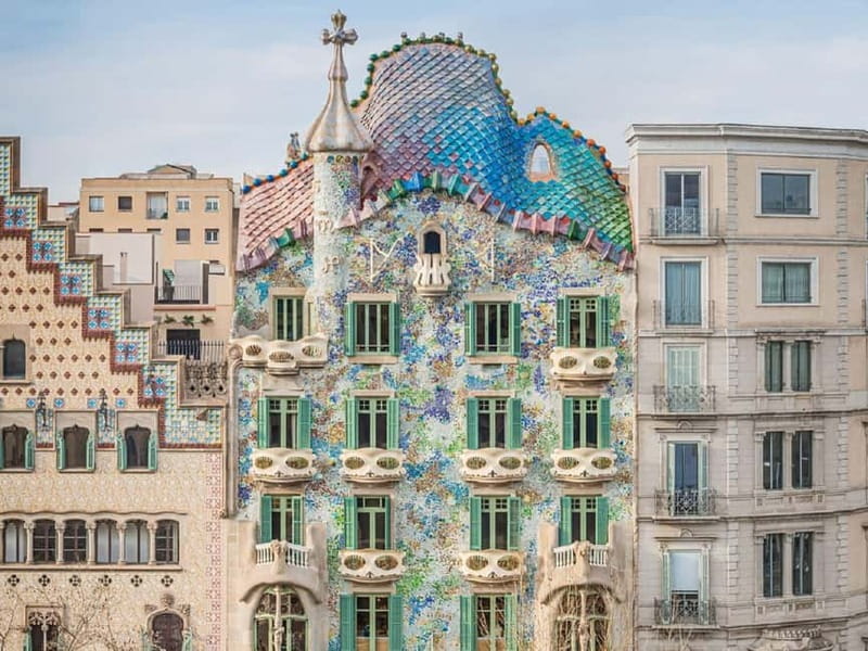 Barcelona: Casa Batlló Tour and Optional White Rabbit Museum - Key points to know before you book