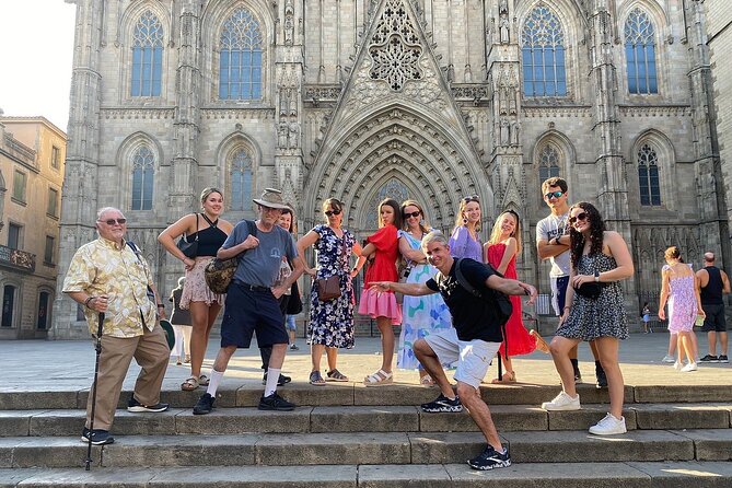 Barcelona City Tour: Gothic Pedrera, Sagrada Familia & Park Güell - Park Güell and Gaudí’s playful public spaces