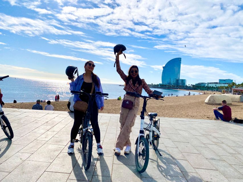 Barcelona: E-Scooter Gaudí & the Sea Tour - Guide style and the right expectations
