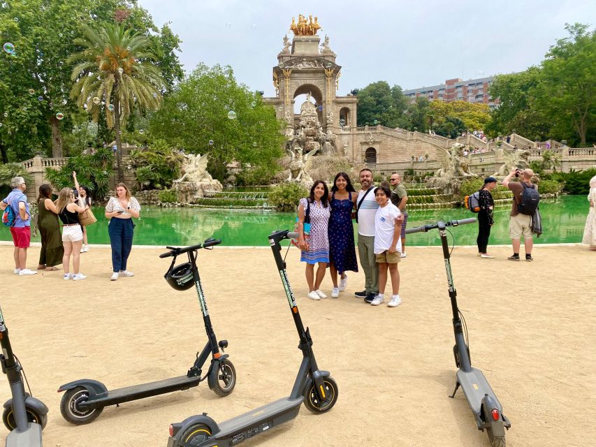 Barcelona: E-Scooter Gaudí & the Sea Tour - Port Vell and the W Barcelona