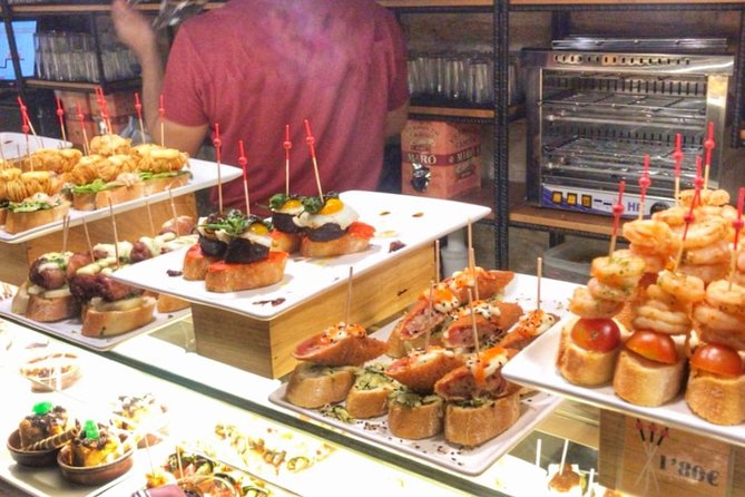 Barcelona Food Tour: Market & Gothic Quarter with Expert Guide - La Boqueria: a first taste of Catalan food