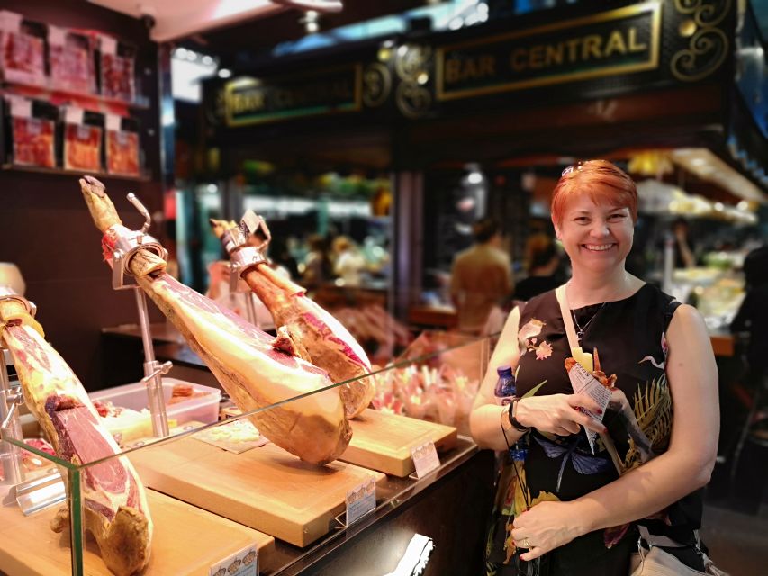 Barcelona: Foodie Walking Tour with Sagrada Familia Tickets - How much value do you get for $224?