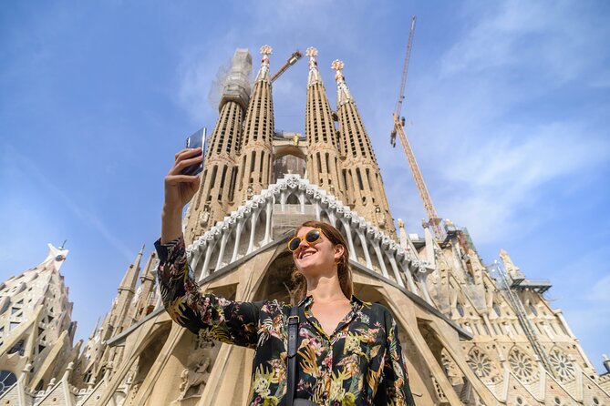 Barcelona Gaudi and Sagrada Familia Tour - Casa Batlló, where the façade does the talking
