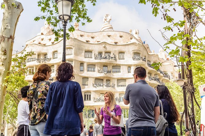 Barcelona Gaudi and Sagrada Familia Tour - Who will get the most from this afternoon walk
