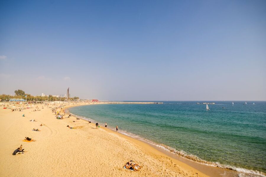 barcelona: Gaudi Highlights eBike tour - What the guides add to the ride