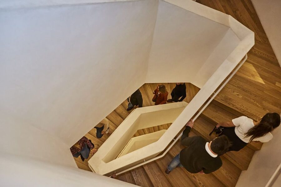 Barcelona: Gaudi's Casa Vicens Guided Tour - How the guides shape the experience