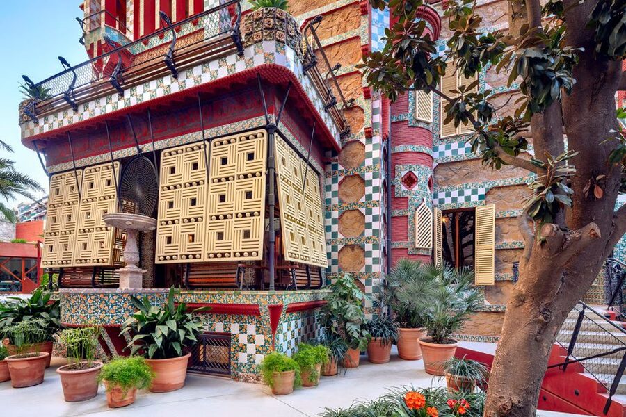 Barcelona: Gaudi's Casa Vicens Guided Tour - What you see during the 90-minute guided tour