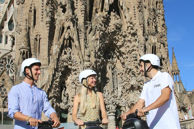 Barcelona Gaudí Segway Tour - Starting at Arc de Triomf and entering Gràcia