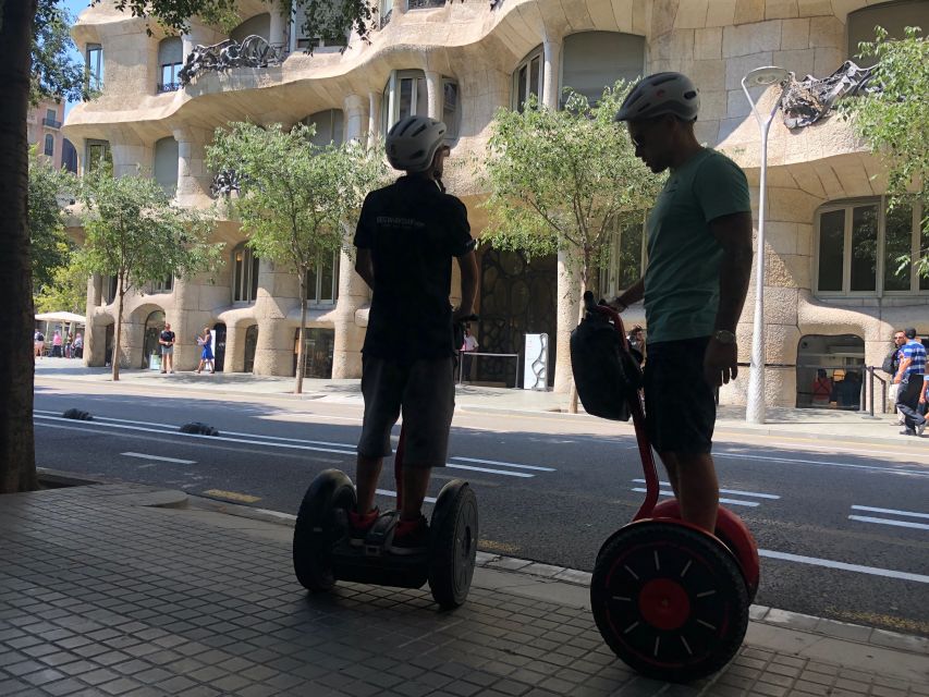 Barcelona: Gaudí Sightseeing Guided Segway Tour - Who should book this Segway tour