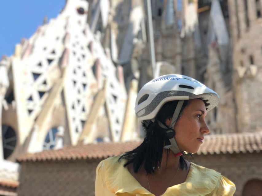 Barcelona: Gaudí Sightseeing Guided Segway Tour - Starting in the Gothic Quarter and Port Vell