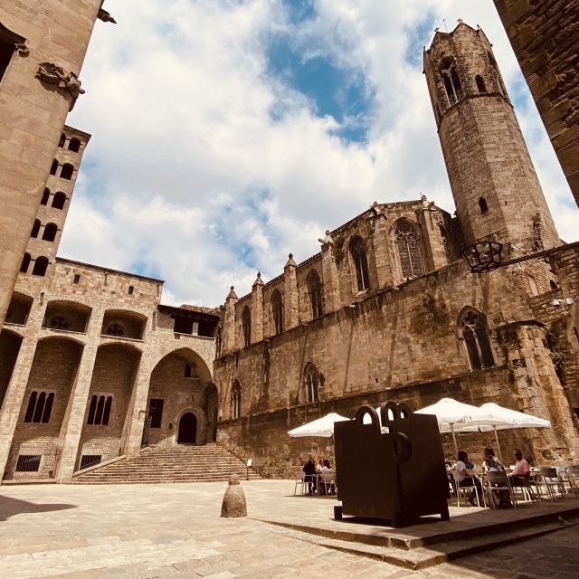 Barcelona: Gothic Quarter and Flamenco Show (Small Group) - Is $65 a fair price?