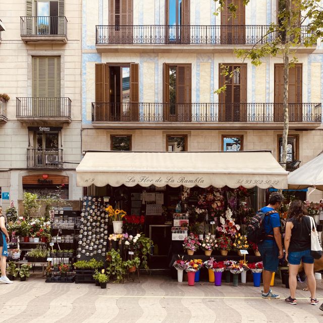 Barcelona: Gothic Quarter and Flamenco Show (Small Group) - Should you book the Gothic Quarter and flamenco experience?
