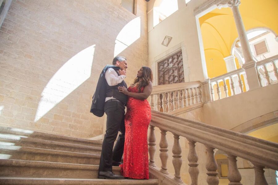 Barcelona: Gothic Quarter Private Photoshoot Experience - What you receive within 24 hours