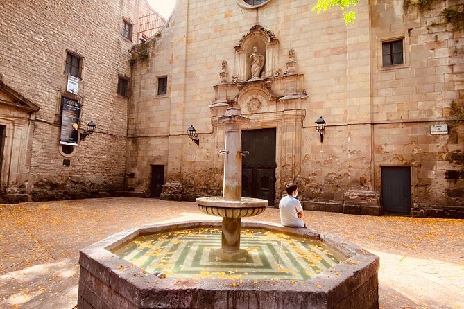 Barcelona Gothic Quarter Tour and Flamenco Show - Who should book this Barcelona combination?