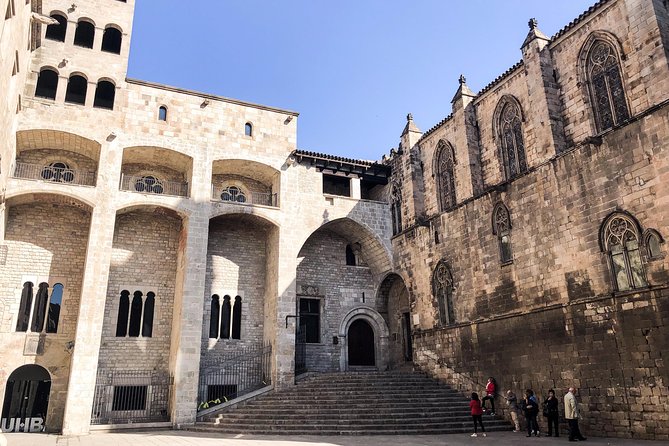 Barcelona Gothic Quarter Tour (Small Group) - Narrow lanes and overlooked corners