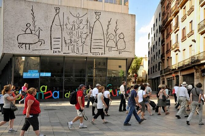 Barcelona: Gothic Quarter Walking Tour - Narrow lanes, holy places, and the birth of a nation