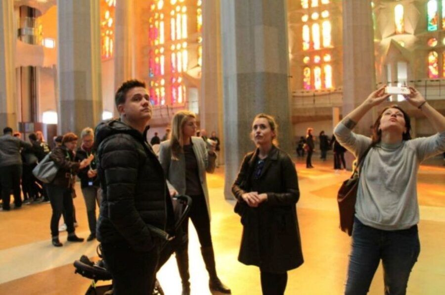 Barcelona: Guided Sagrada Familia Tour & Skip-The-Line Entry - The Nativity façade and the basilica’s unfinished story