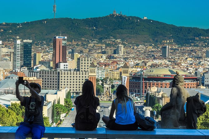Barcelona Highlights & Sagrada Familia Tour: Priority Access - Park Güell turns Gaudí into a garden architect